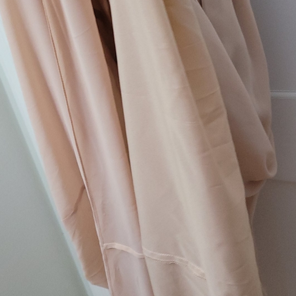 Monique Lhuillier Chiffon Formal Dress - Picture 8 of 8